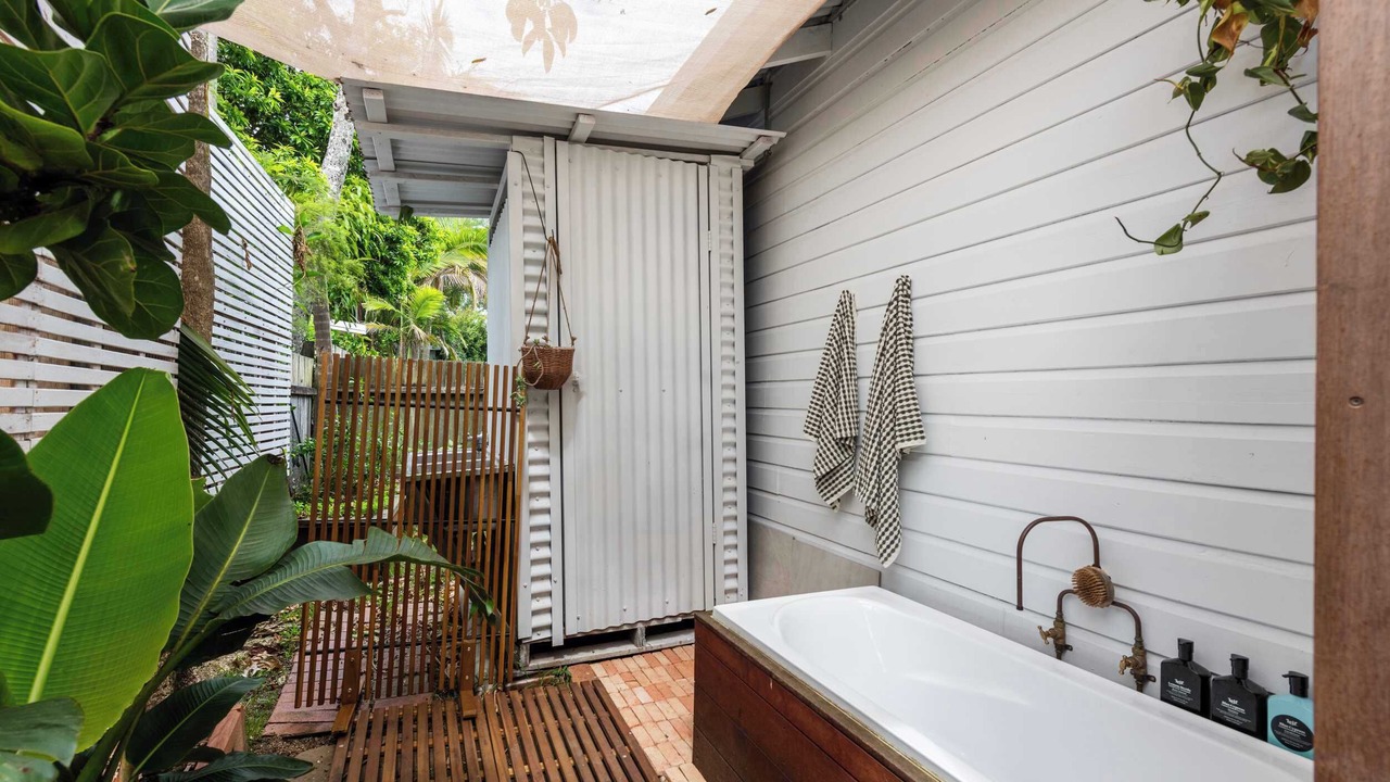 Photo of Bathroom in Wooloweyah