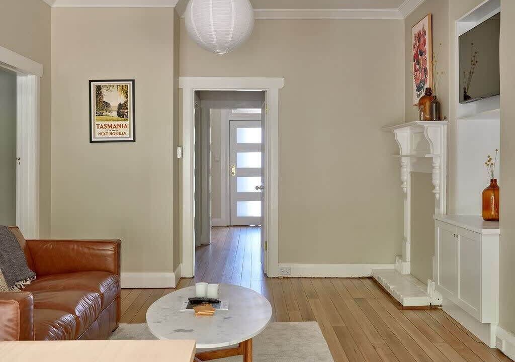 Photo of Livingroom in Hobart Central Business District