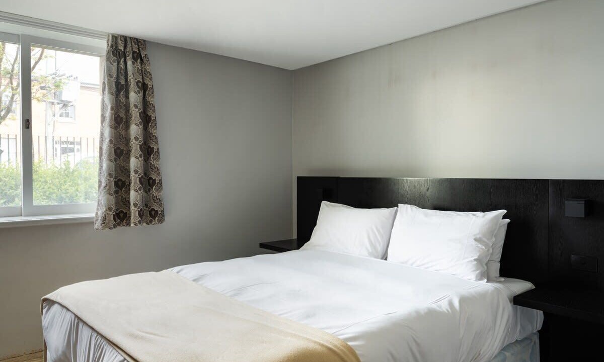 Photo of Bedroom in Hobart Central Business District