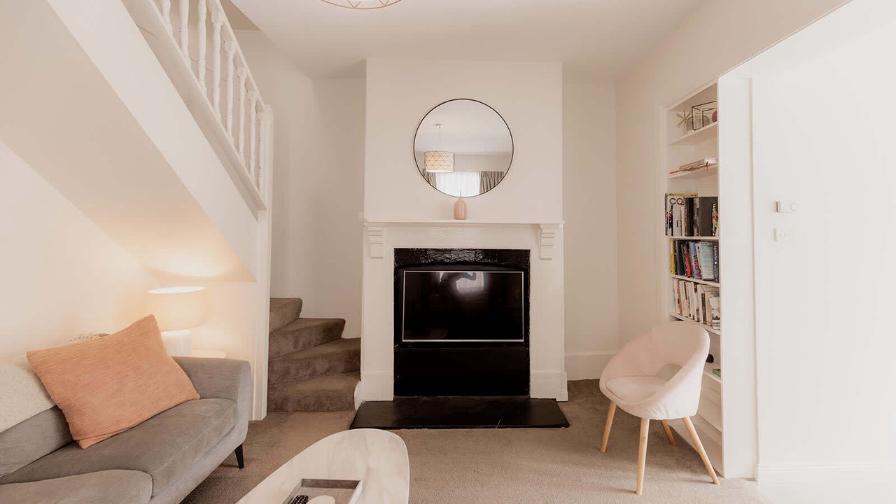 Photo of Livingroom in Battery Point