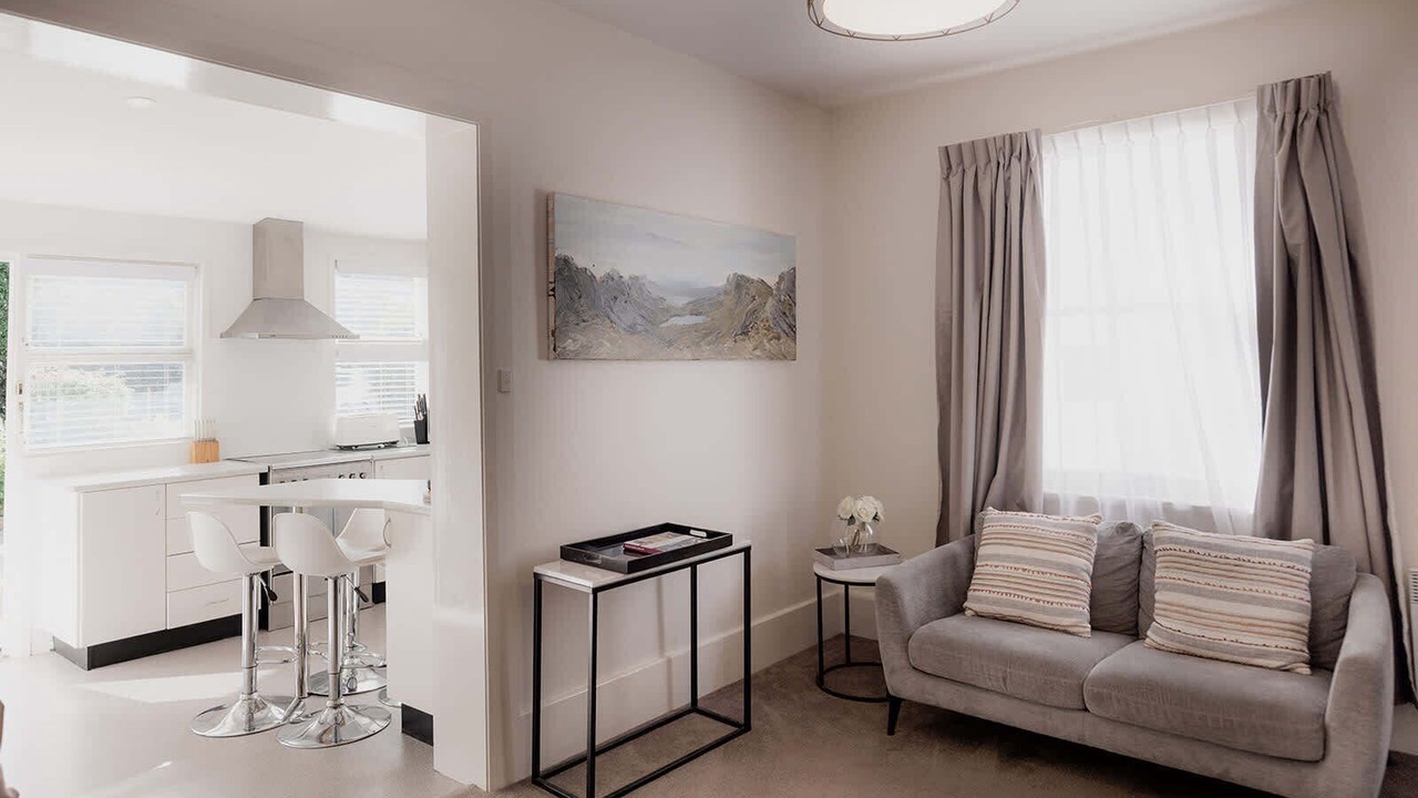 Photo of Livingroom in Battery Point
