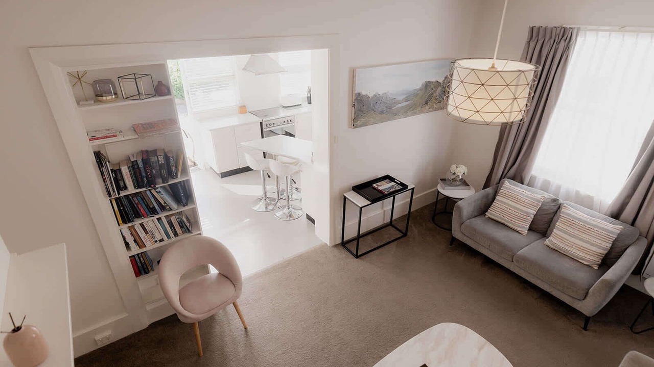 Photo of Livingroom in Battery Point