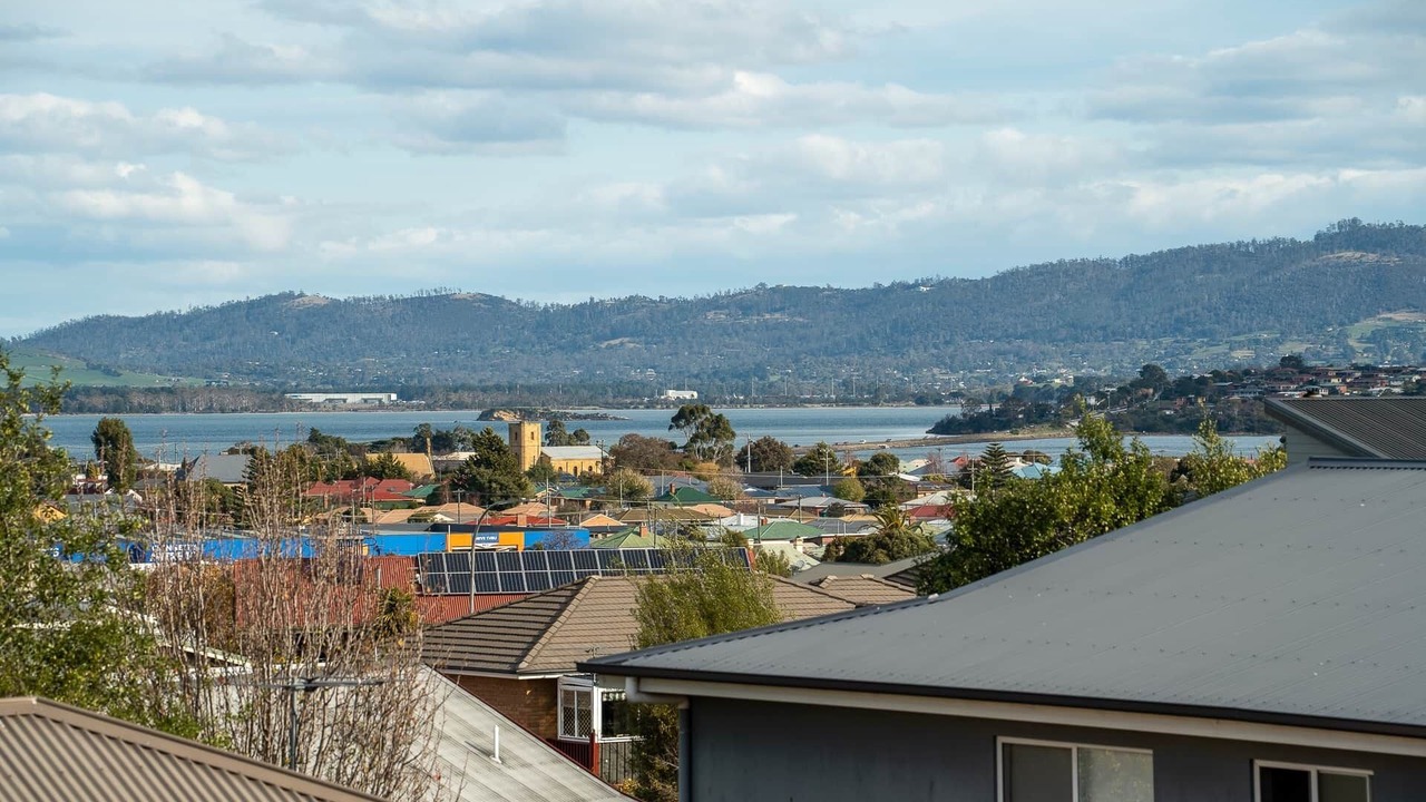 Photo of Others in Sorell