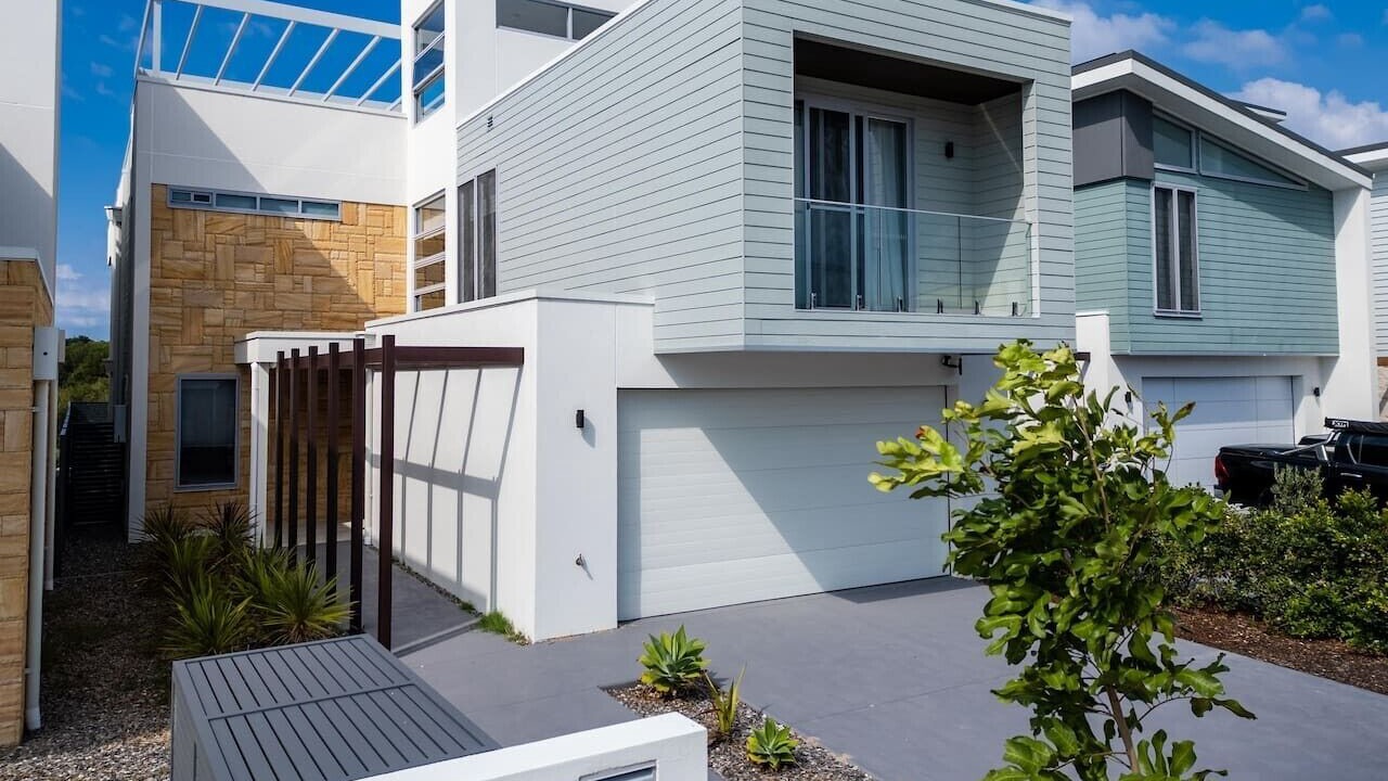 Photo of Outdoor in Magenta Shores