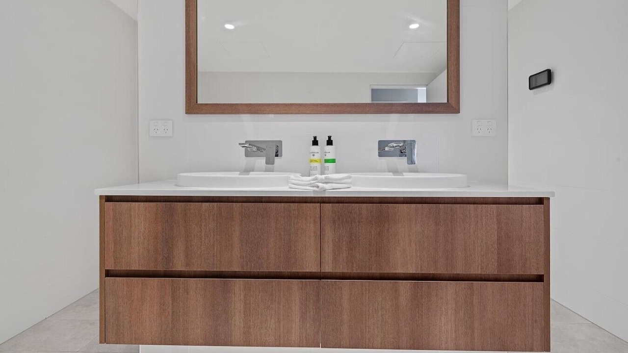 Photo of Bathroom in Magenta Shores