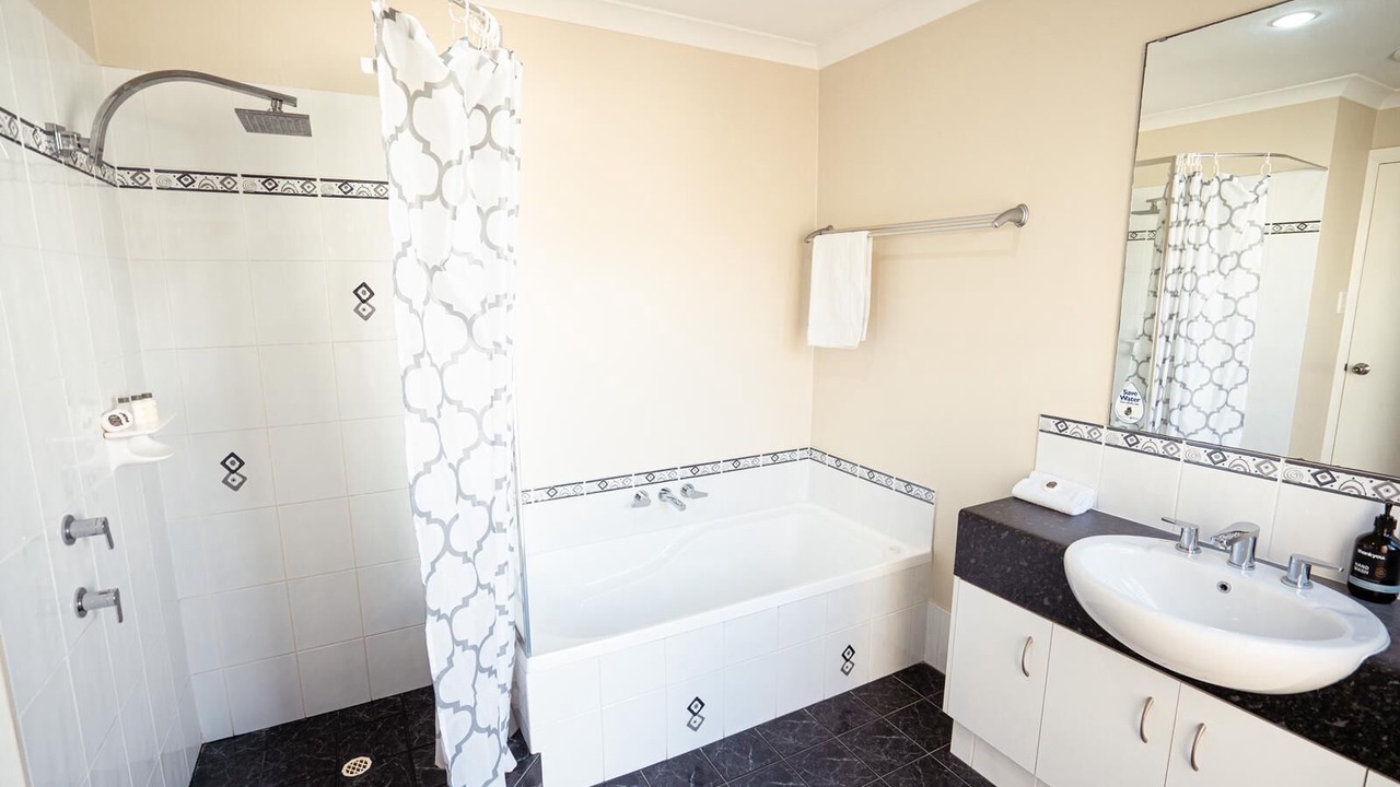 Photo of Bathroom in Collingwood Park