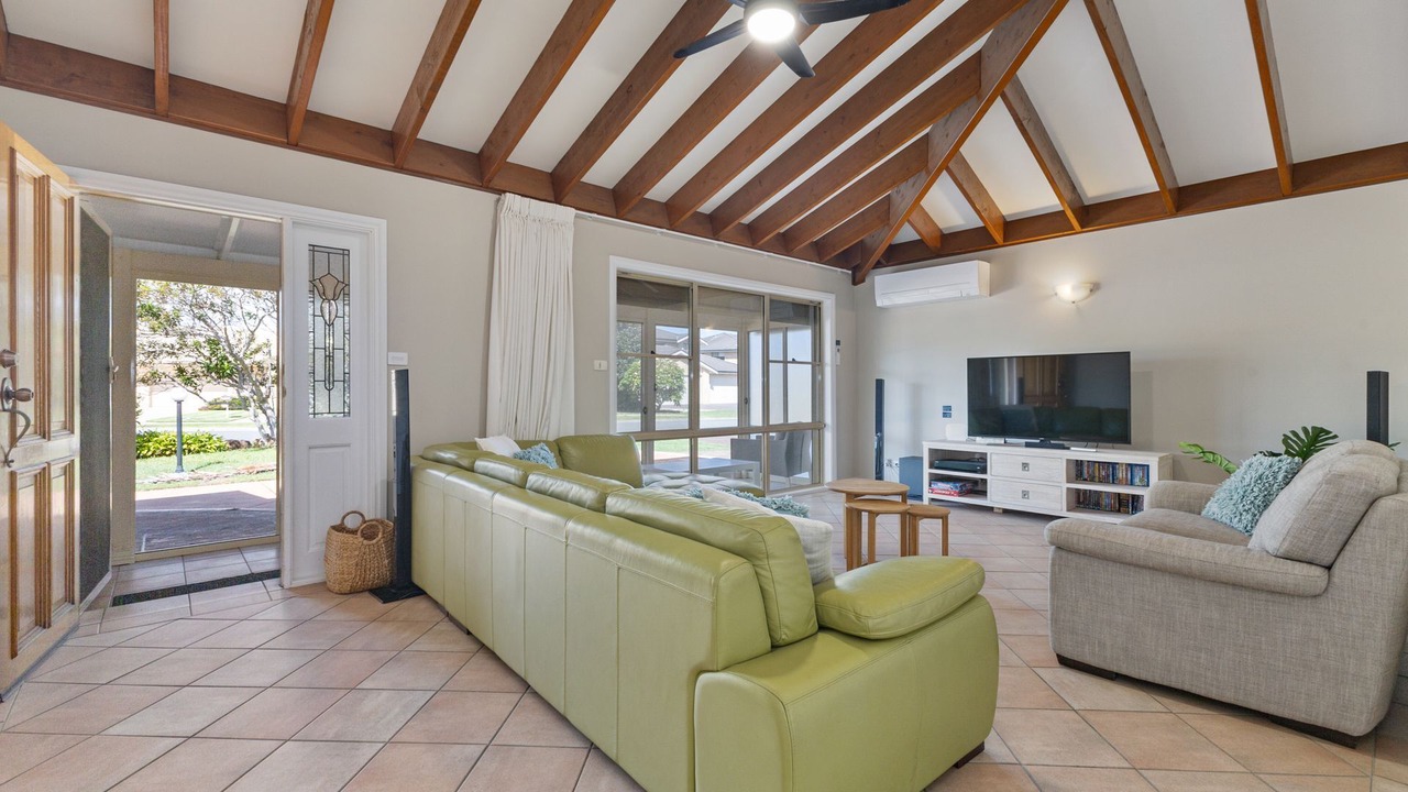 Photo of Livingroom in Fingal Bay