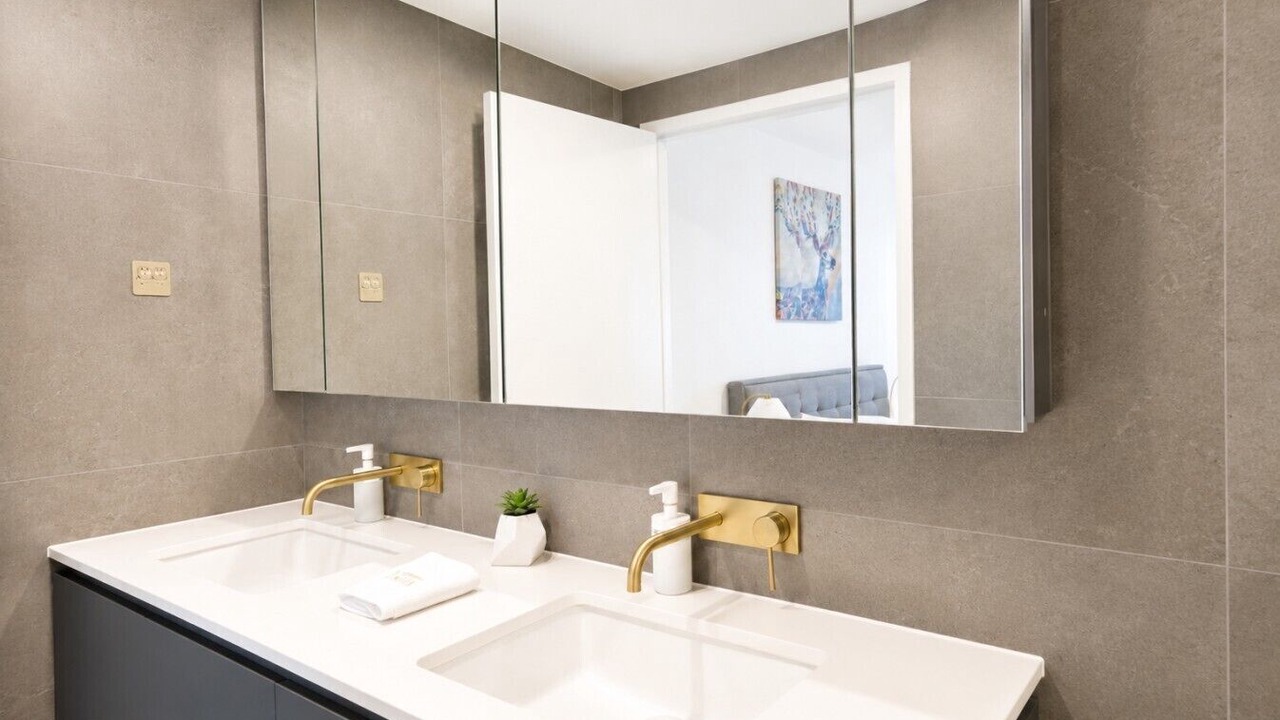 Photo of Bathroom in Reid