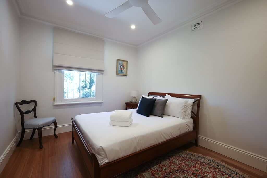 Photo of Bedroom in Glebe