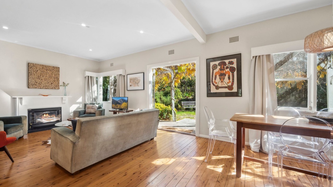 Photo of Livingroom in Blackheath