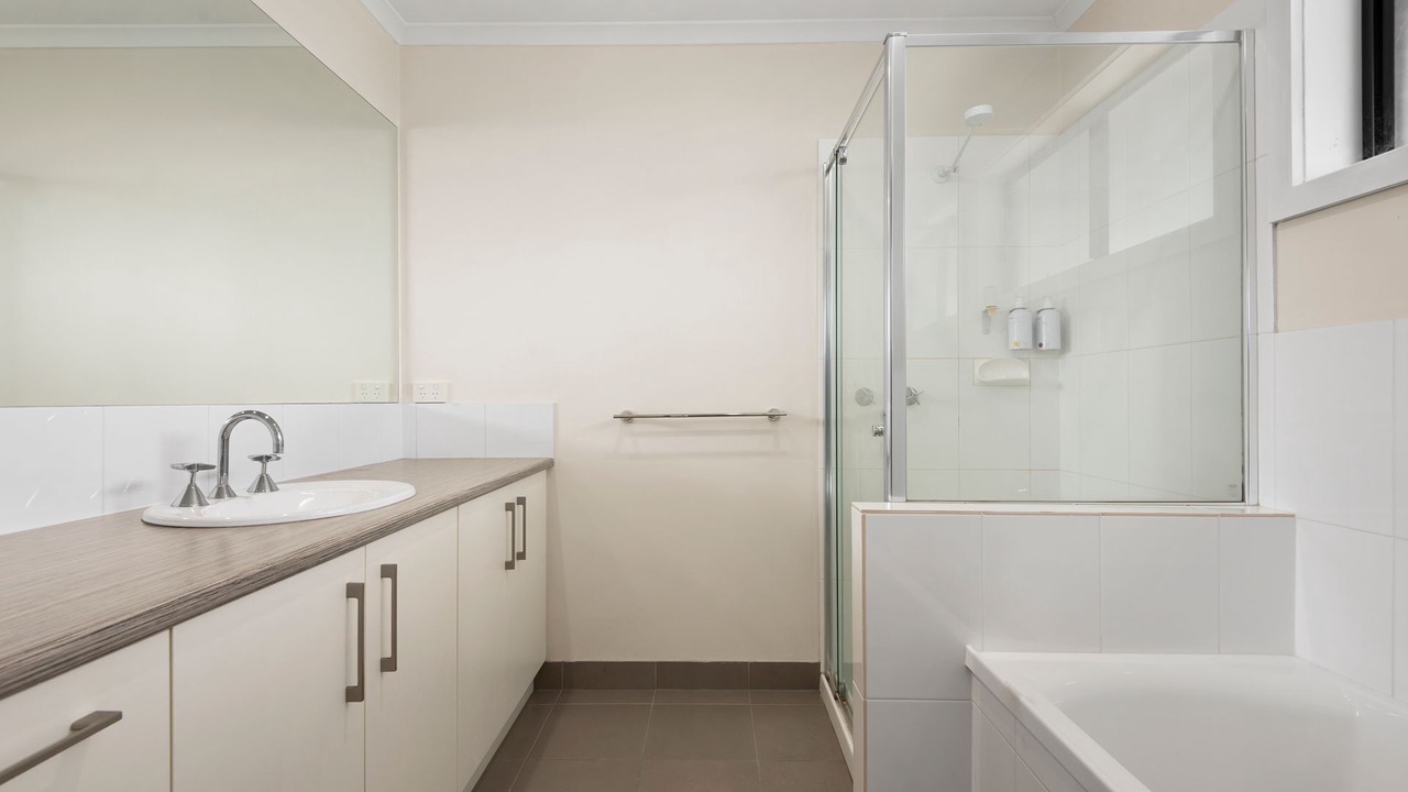 Photo of Bathroom in Indented Head