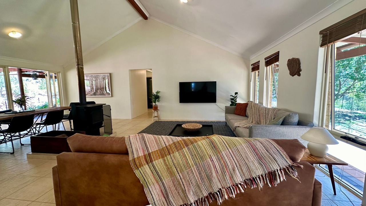 Photo of Livingroom in Carlotta