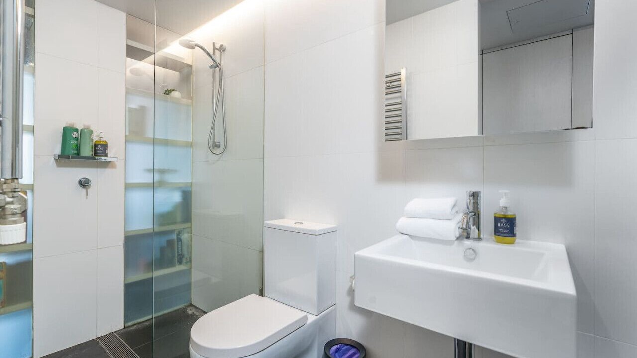Photo of Bathroom in City West