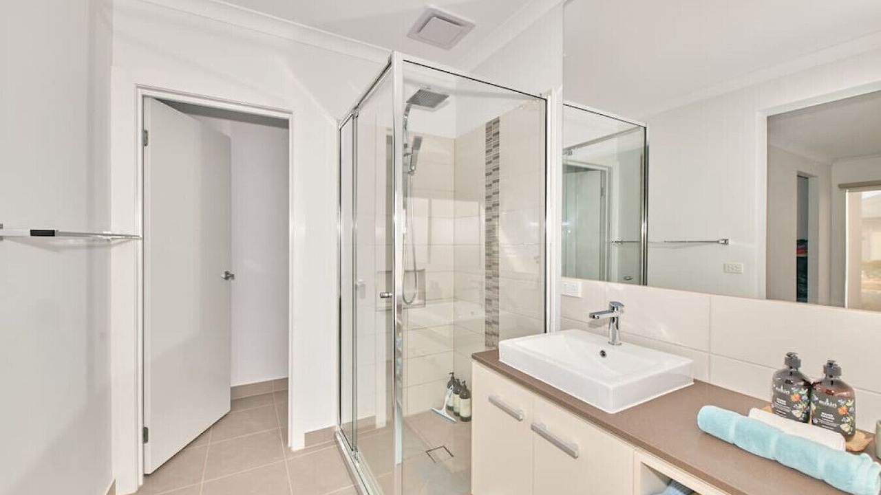 Photo of Bathroom in Torquay