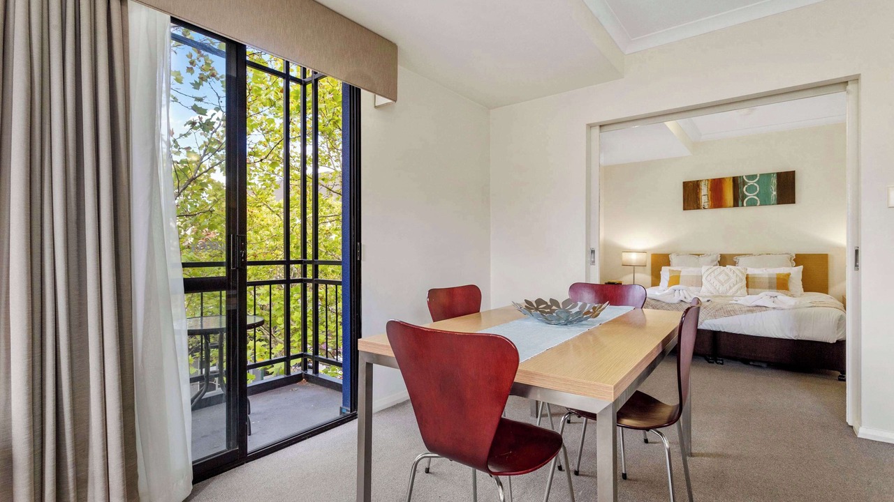 Photo of Livingroom in Northbridge