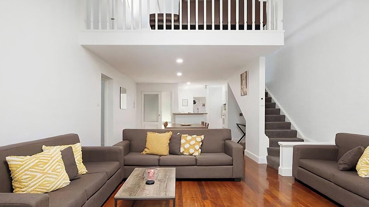 Photo of Livingroom in Cams Wharf