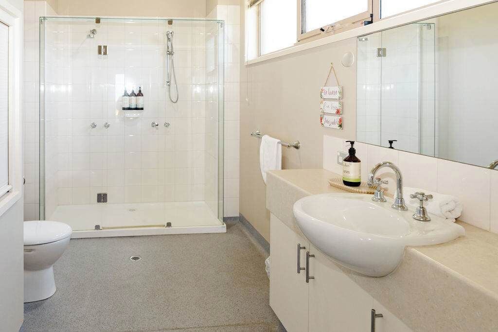 Photo of Bathroom in Port Campbell