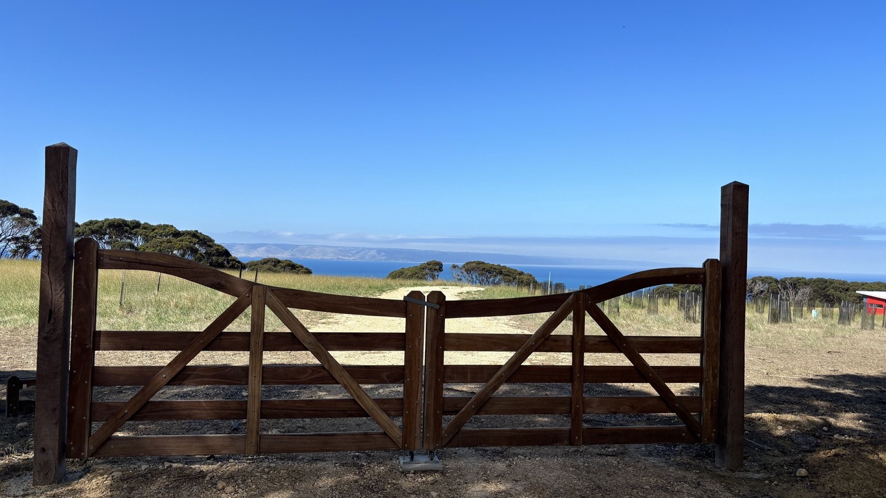 Photo of Outdoor in Antechamber Bay