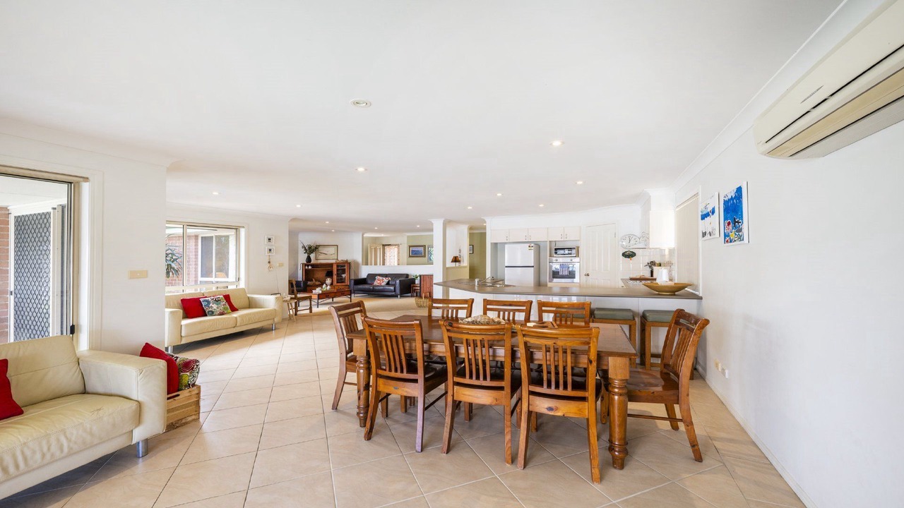 Photo of Livingroom in Yamba