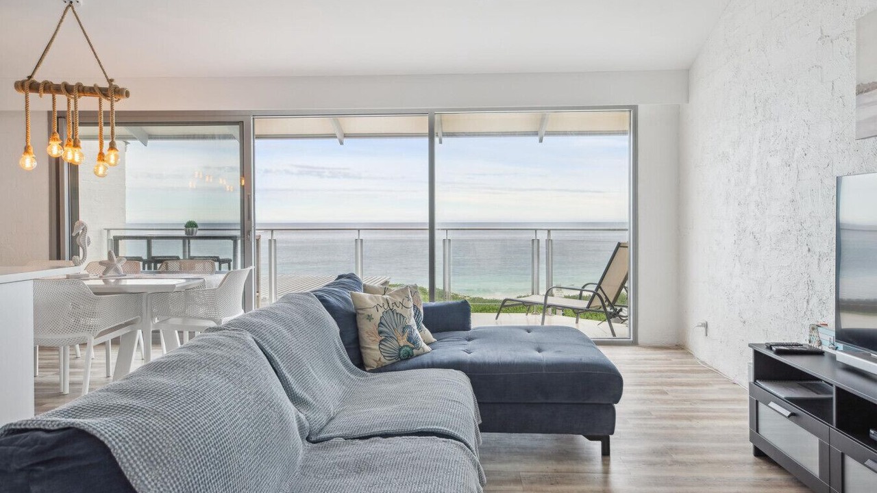 Photo of Livingroom in Ledge Point