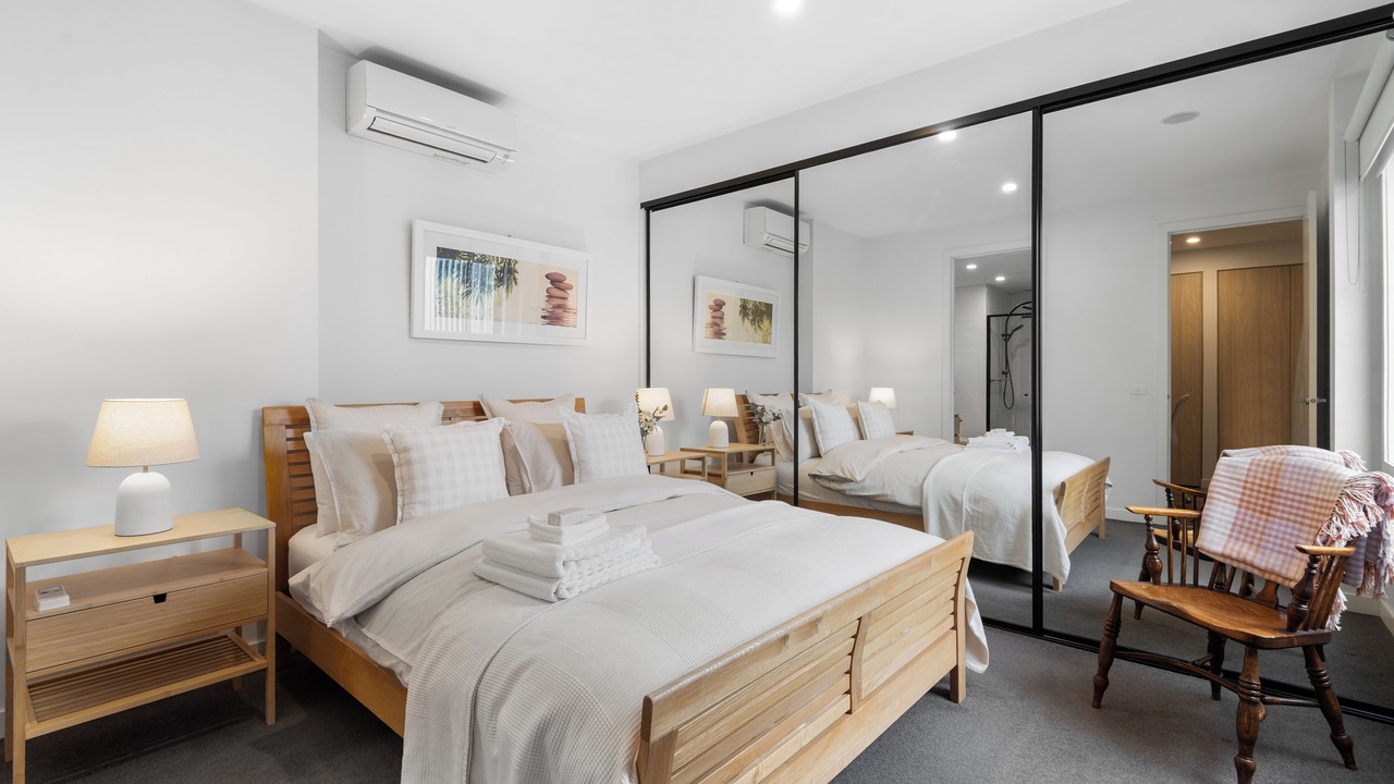 Photo of Bedroom in Caulfield North