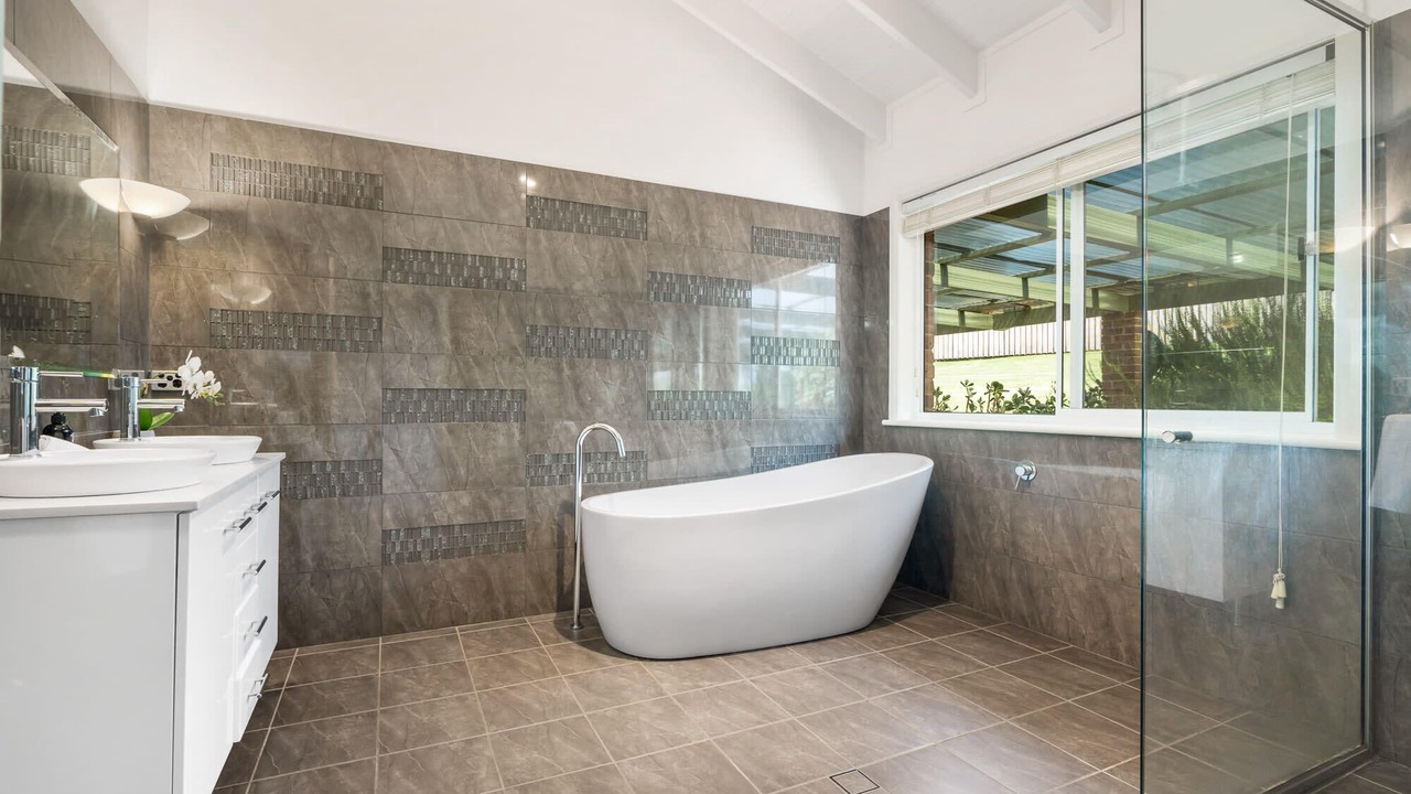 Photo of Bathroom in Calare
