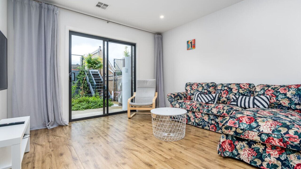 Photo of Livingroom in Lawson