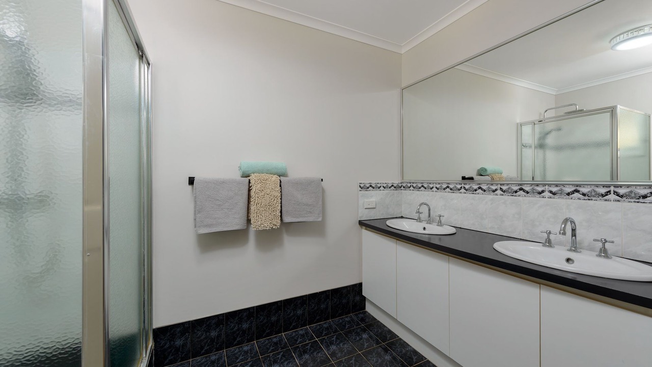 Photo of Bathroom in Exmouth