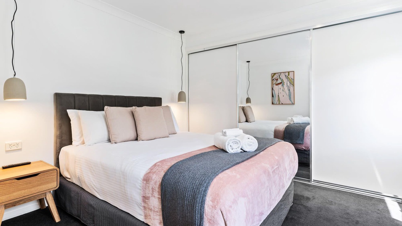 Photo of Bedroom in Orange