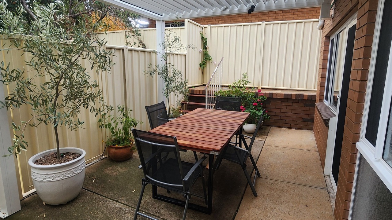 Photo of Outdoor in Griffith