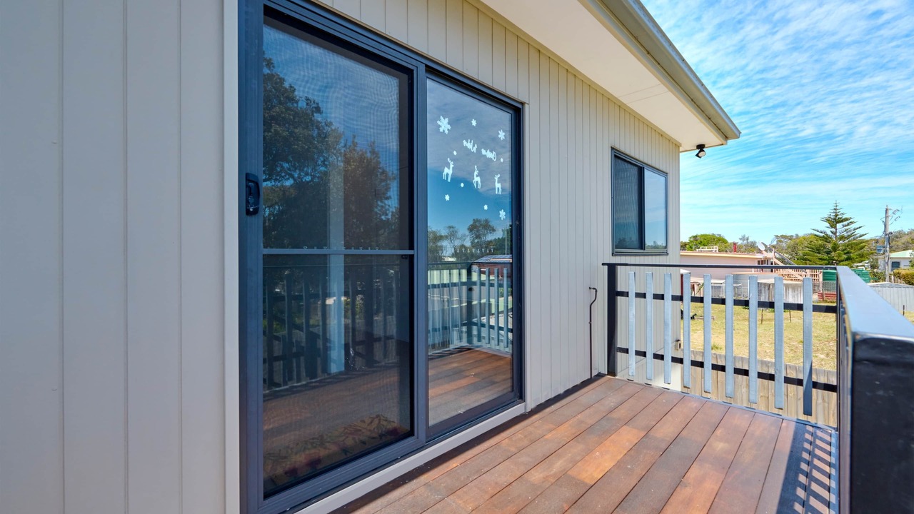 Photo of Patio Balcony in Paradise Beach