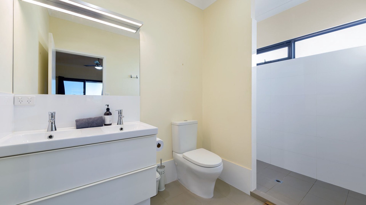 Photo of Bathroom in Exmouth