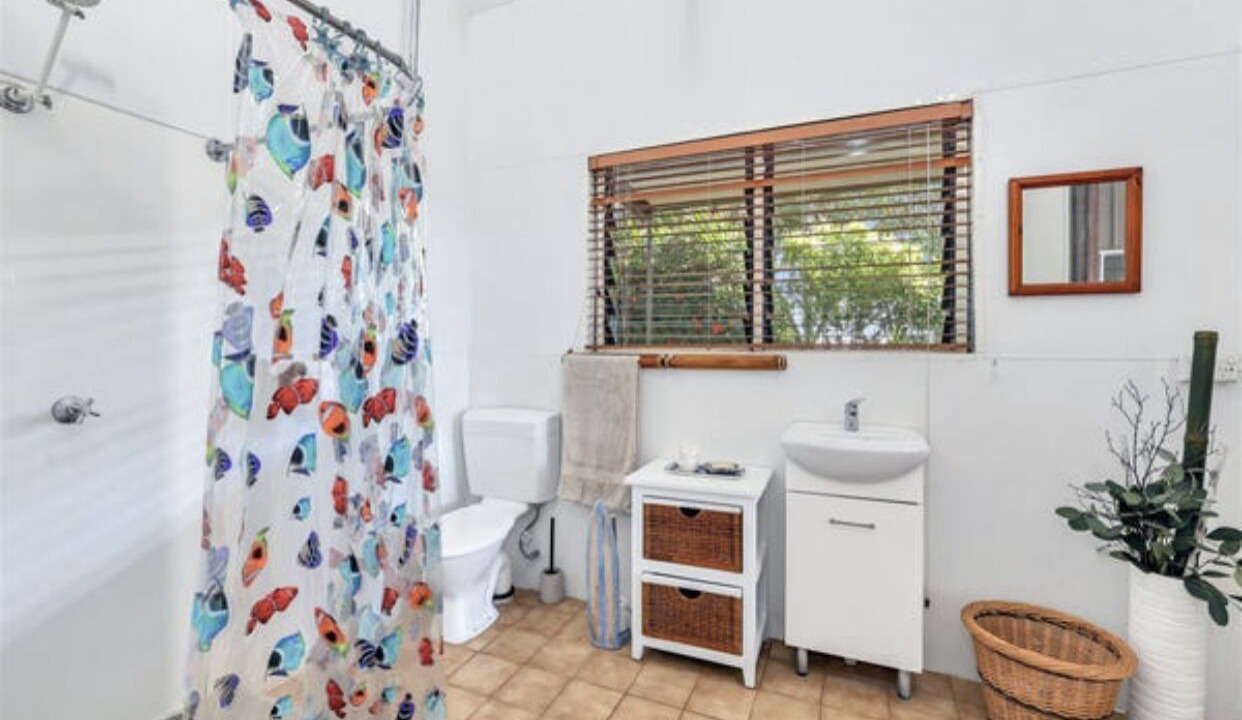 Photo of Bathroom in Dundee Beach