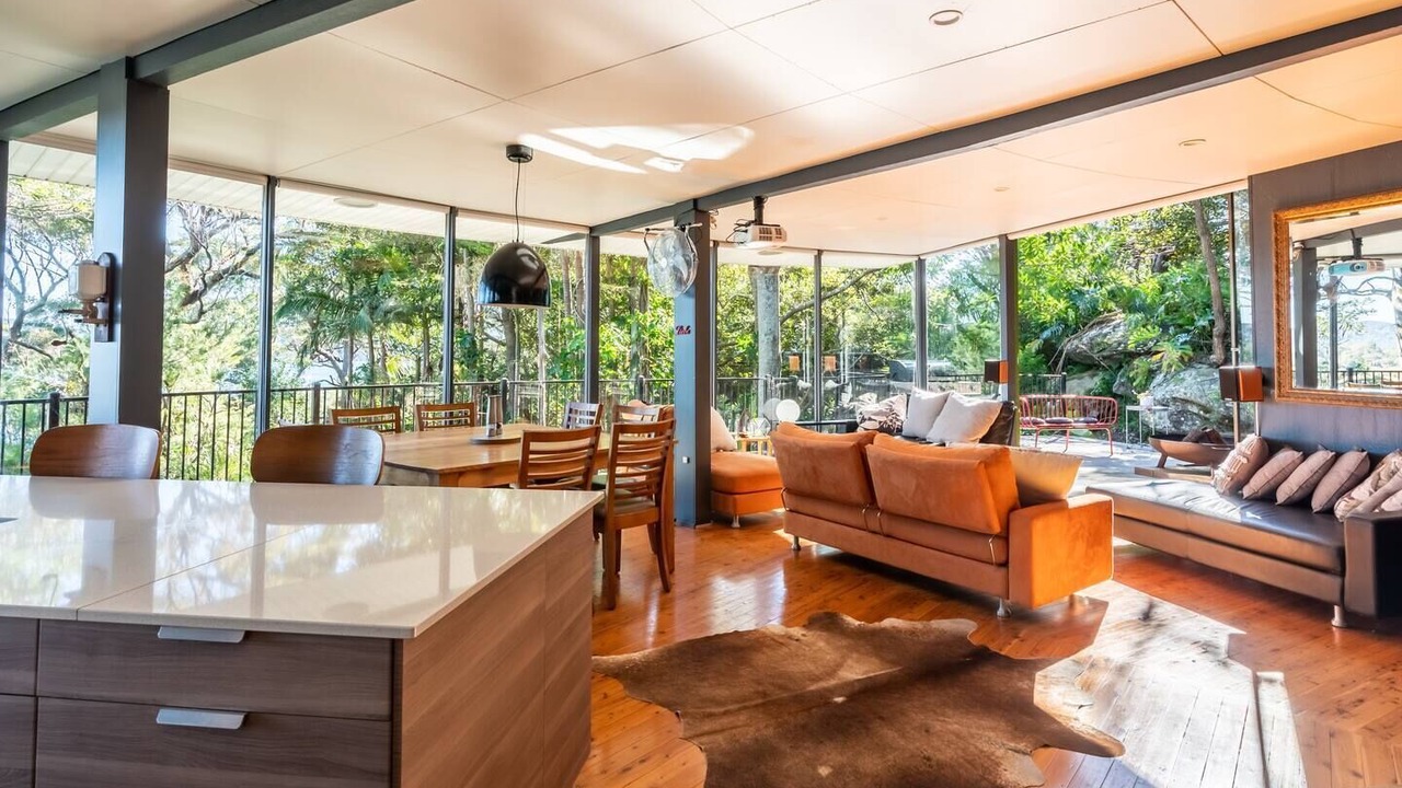 Photo of Livingroom in Whale Beach