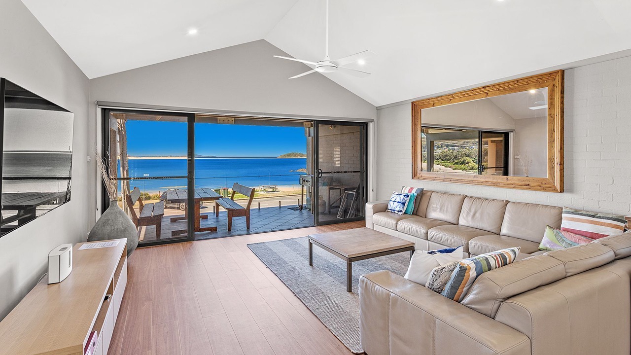 Photo of Livingroom in Fingal Bay
