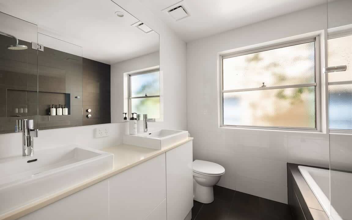 Photo of Bathroom in Sunshine Beach