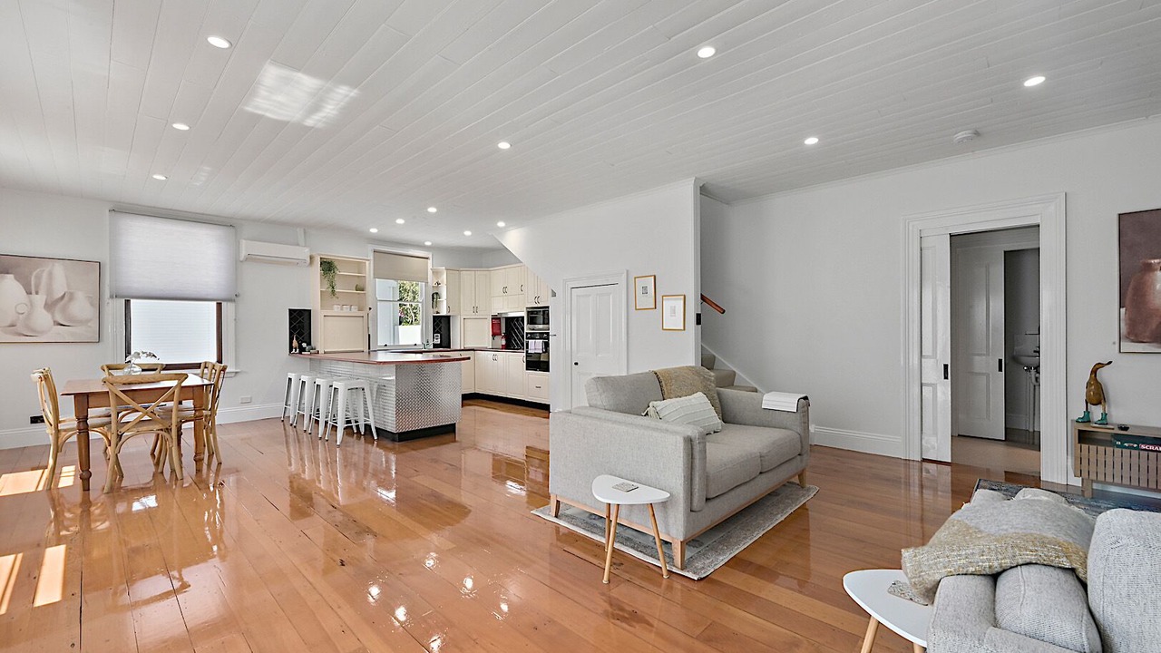 Photo of Livingroom in Launceston CBD