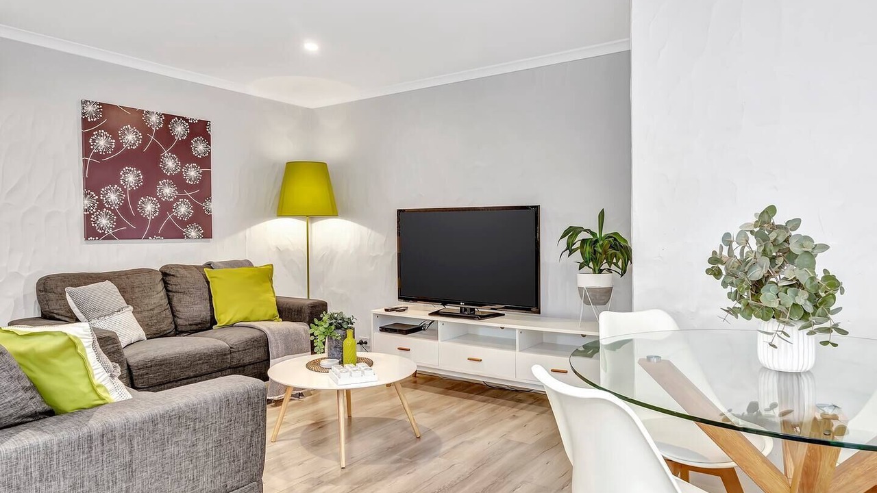 Photo of Livingroom in Glenelg North
