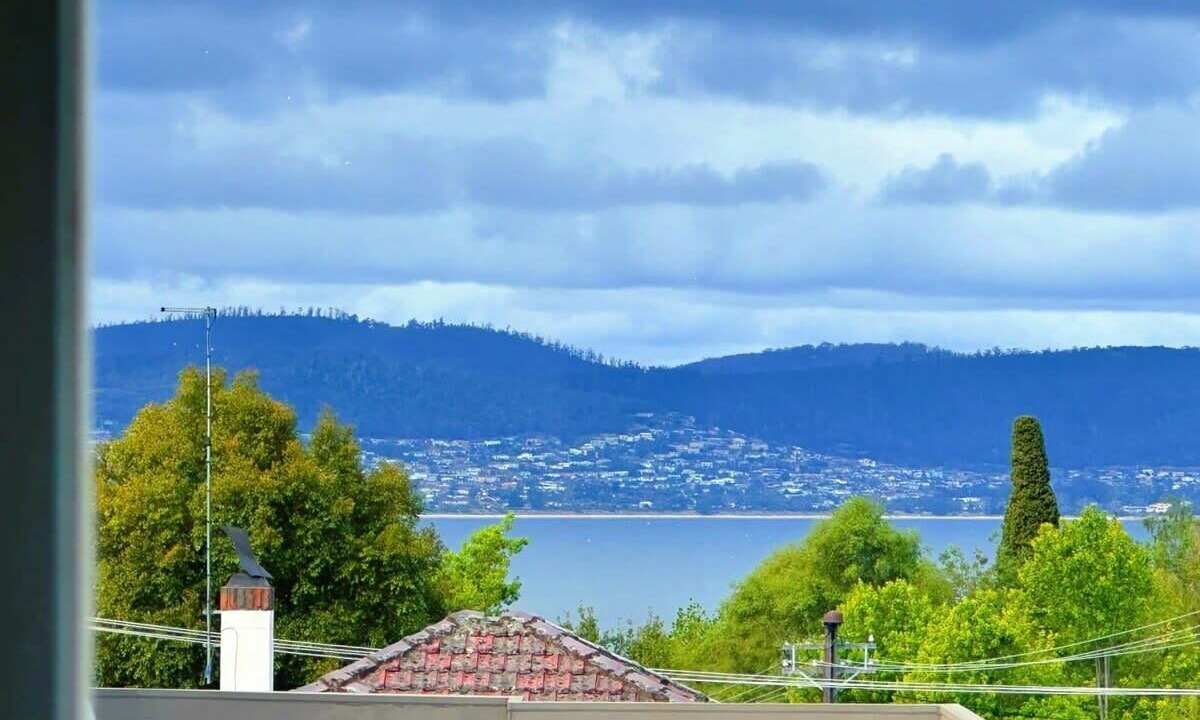 Photo of Others in Sandy Bay