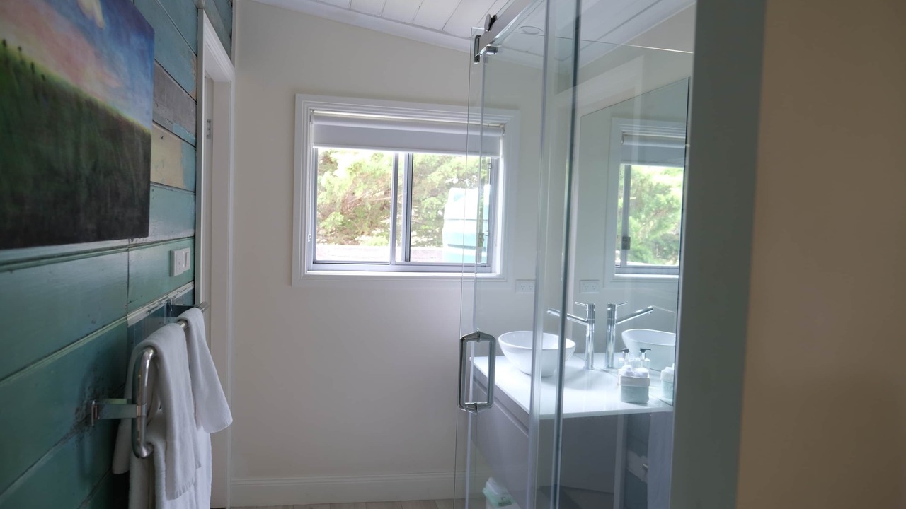 Photo of Bathroom in Armidale