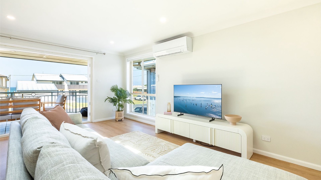 Photo of Livingroom in Anna Bay