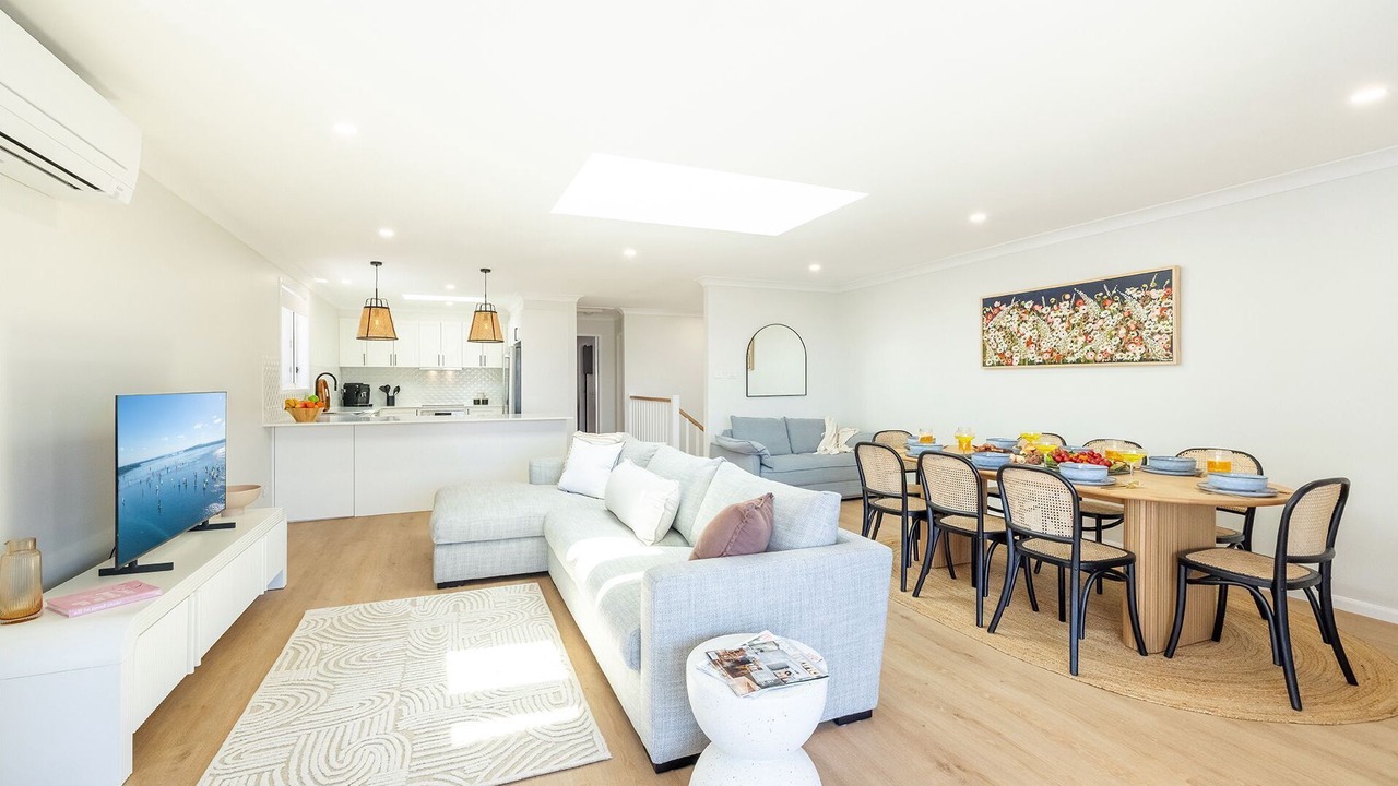 Photo of Livingroom in Anna Bay