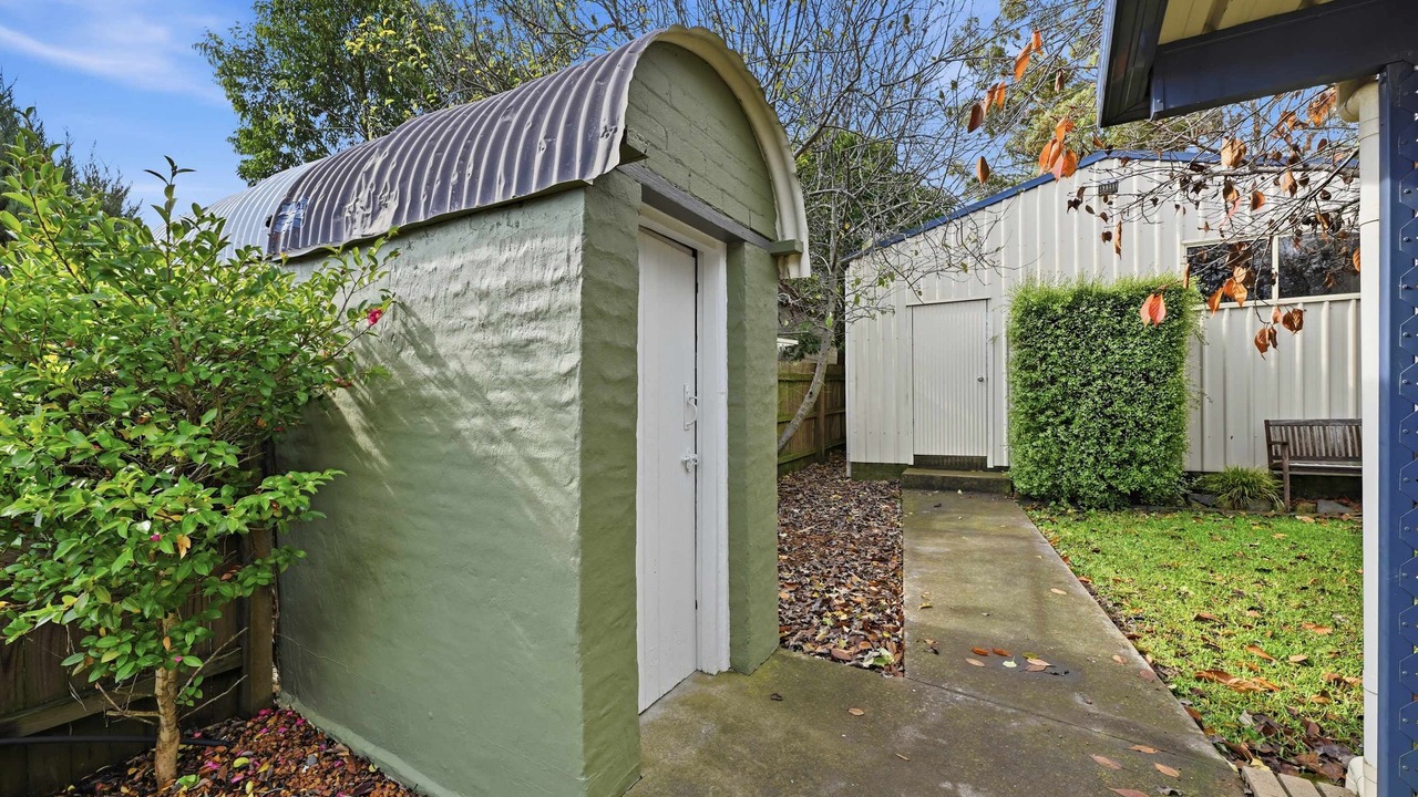 Photo of Bathroom in Orange East
