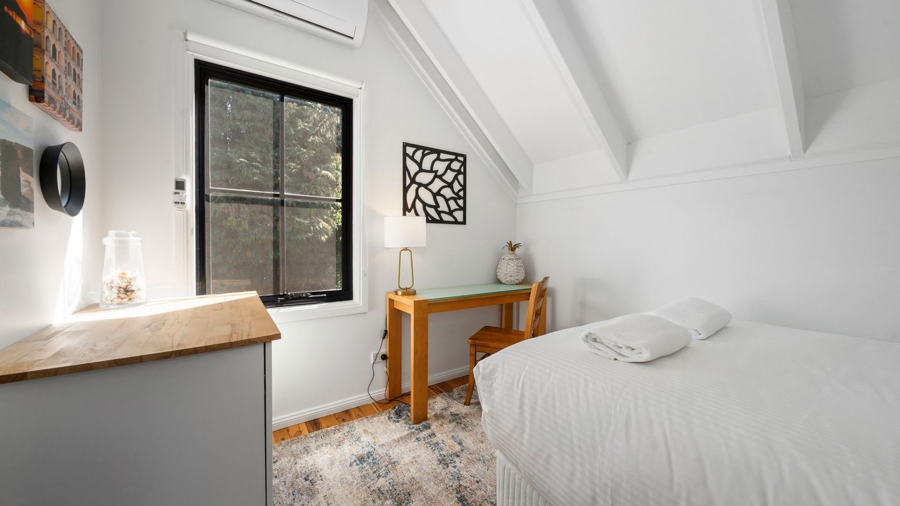 Photo of Bedroom in Blackheath