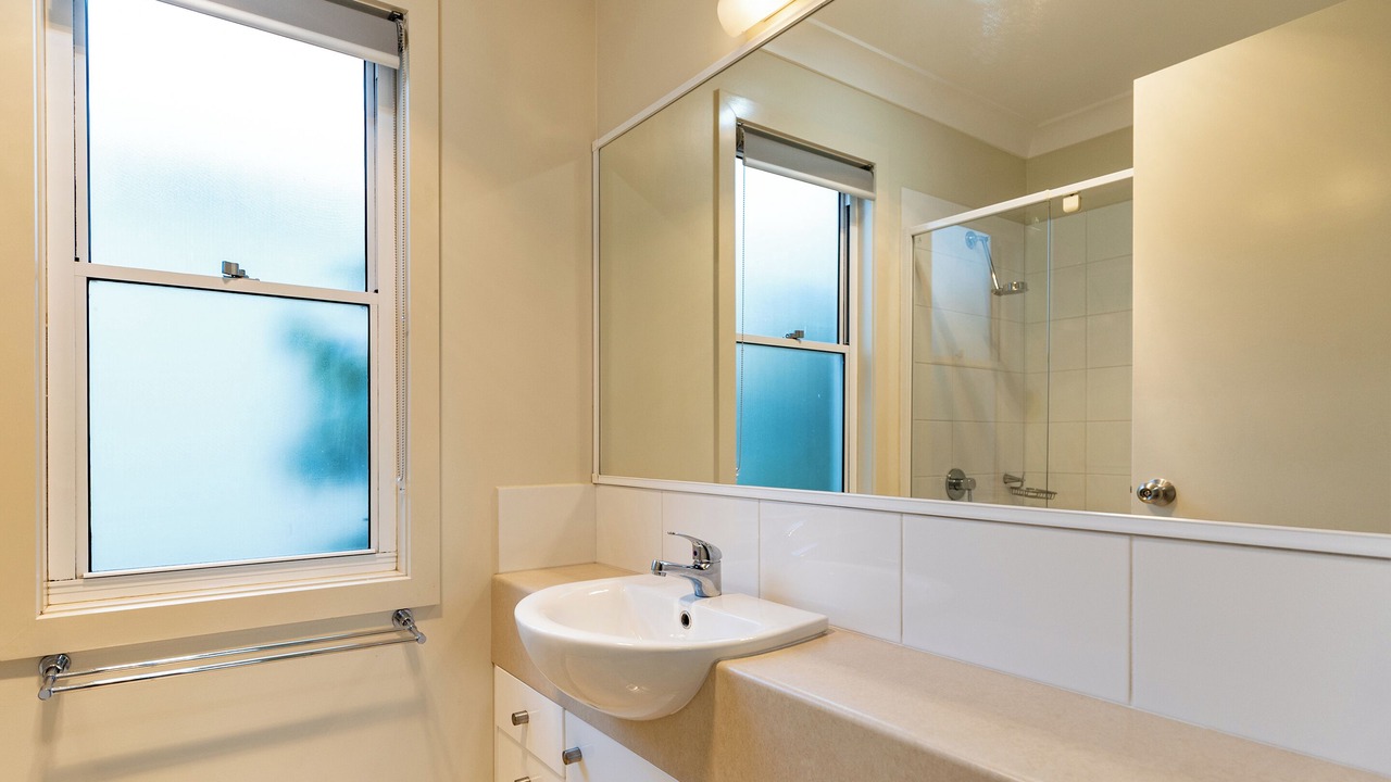 Photo of Bathroom in Lakes Entrance