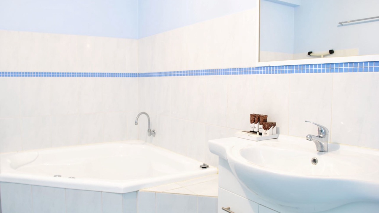Photo of Bathroom in Esperance