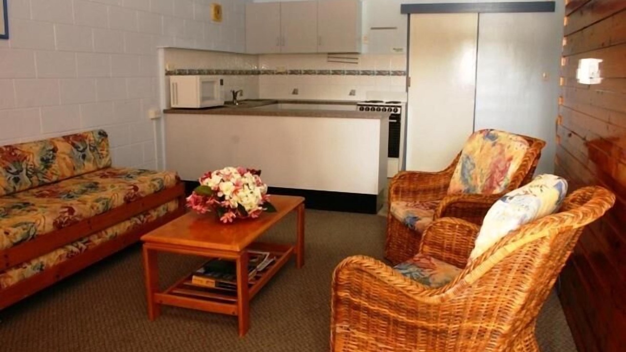Photo of Livingroom in Bowen
