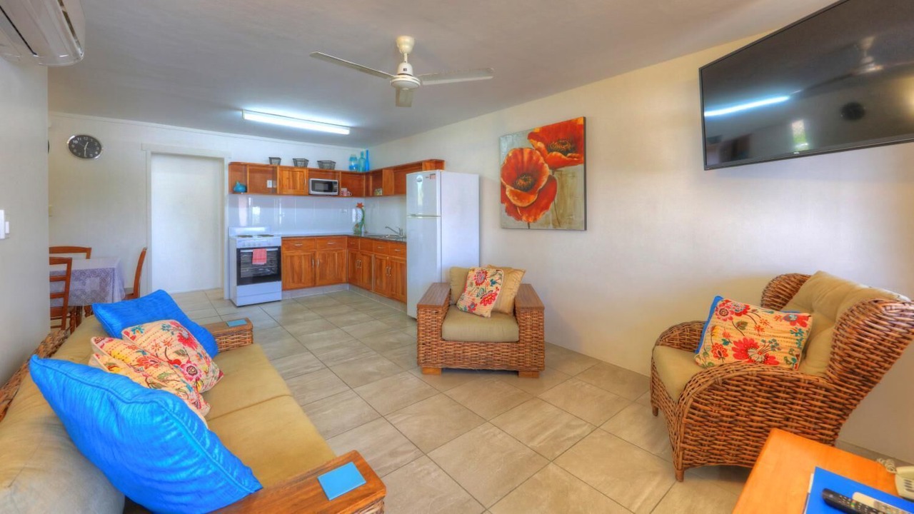 Photo of Livingroom in Bowen