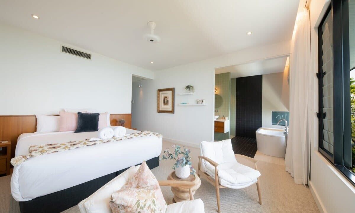 Photo of Bedroom in Airlie Beach