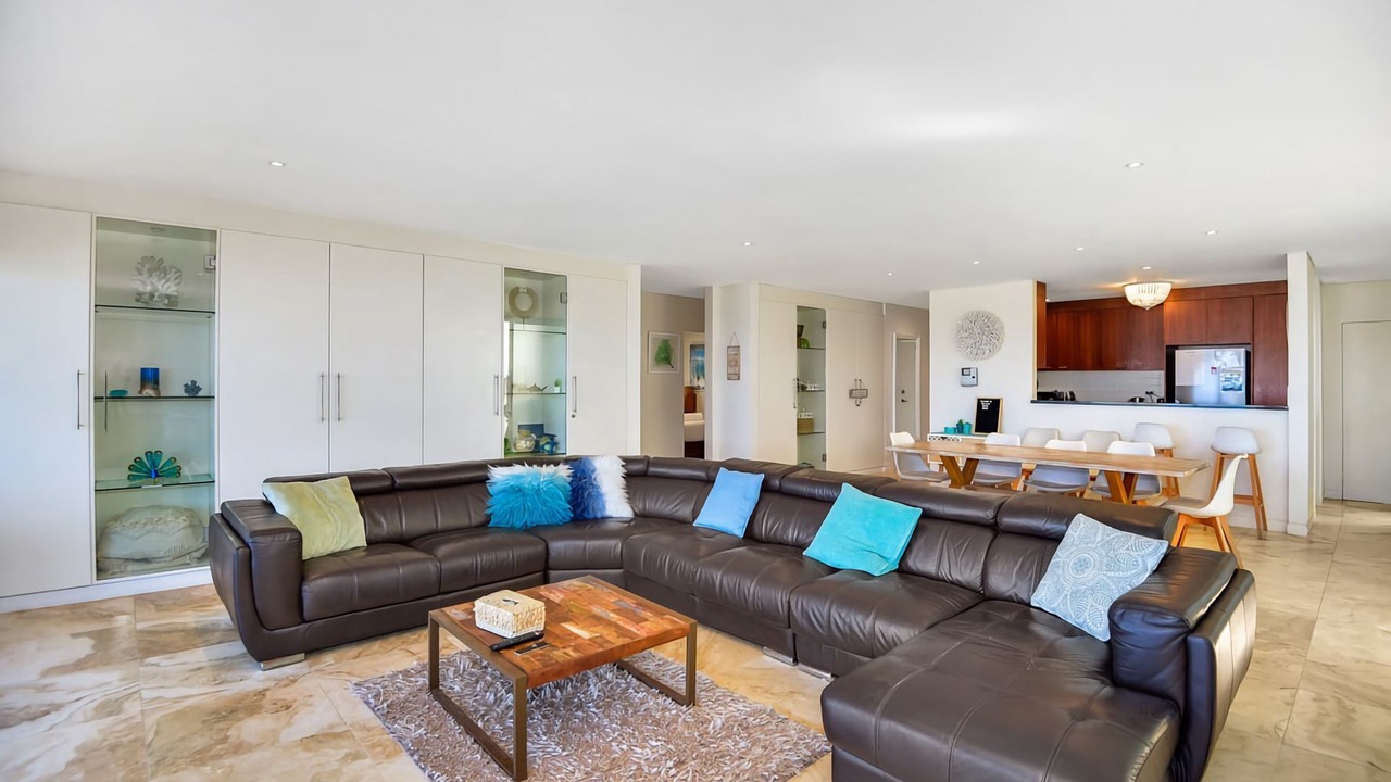 Photo of Livingroom in The Entrance North